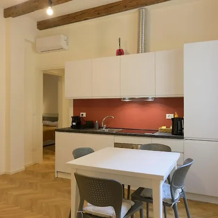 Modern Comfort In The Heart Of - Bemyhost Appartement *
