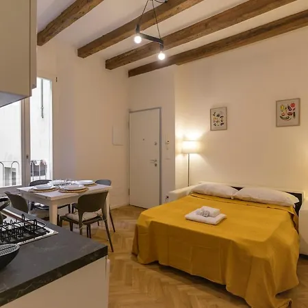 Modern Comfort In The Heart Of - Bemyhost Bologne